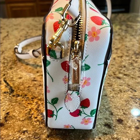 Kate Spade | Strawberry Crossbody Bag 🍓🌸 - Picture 13 of 15
